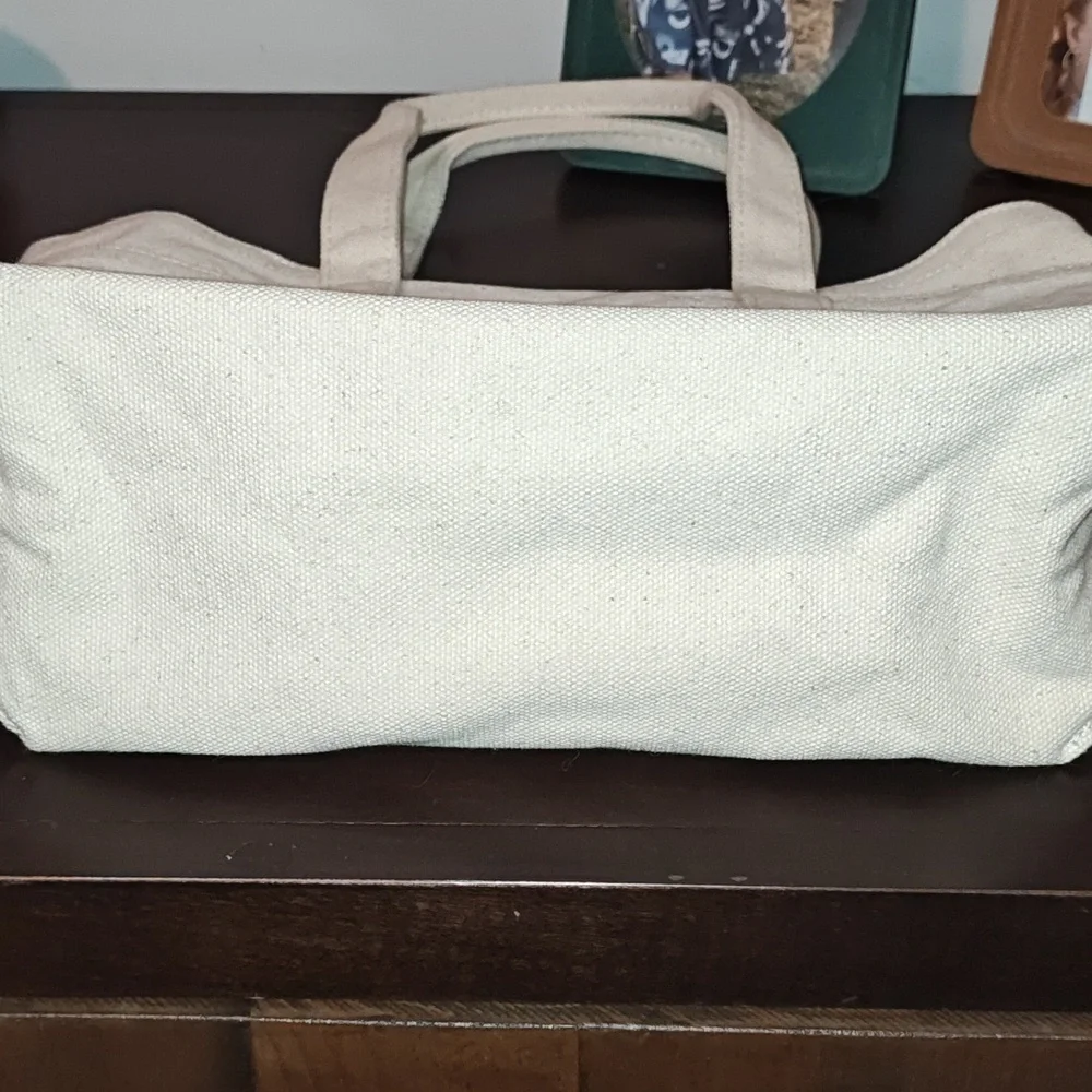 Glossier Cream New York Canvas Tote - Picture 5 of 5